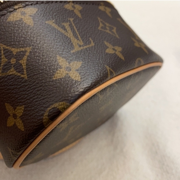 Louis Vuitton monogram,  Nano Nice accessory/ crossbody bag. - Picture 8 of 10